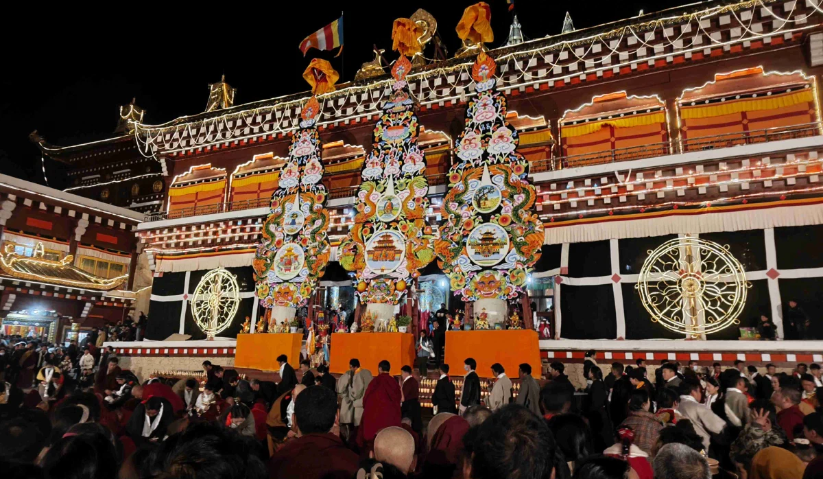 The Ghee Flowers Art of Lingque Temple in North Kham Area featured image